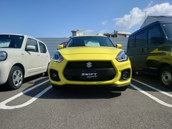 スイフトスポーツ展示車あります